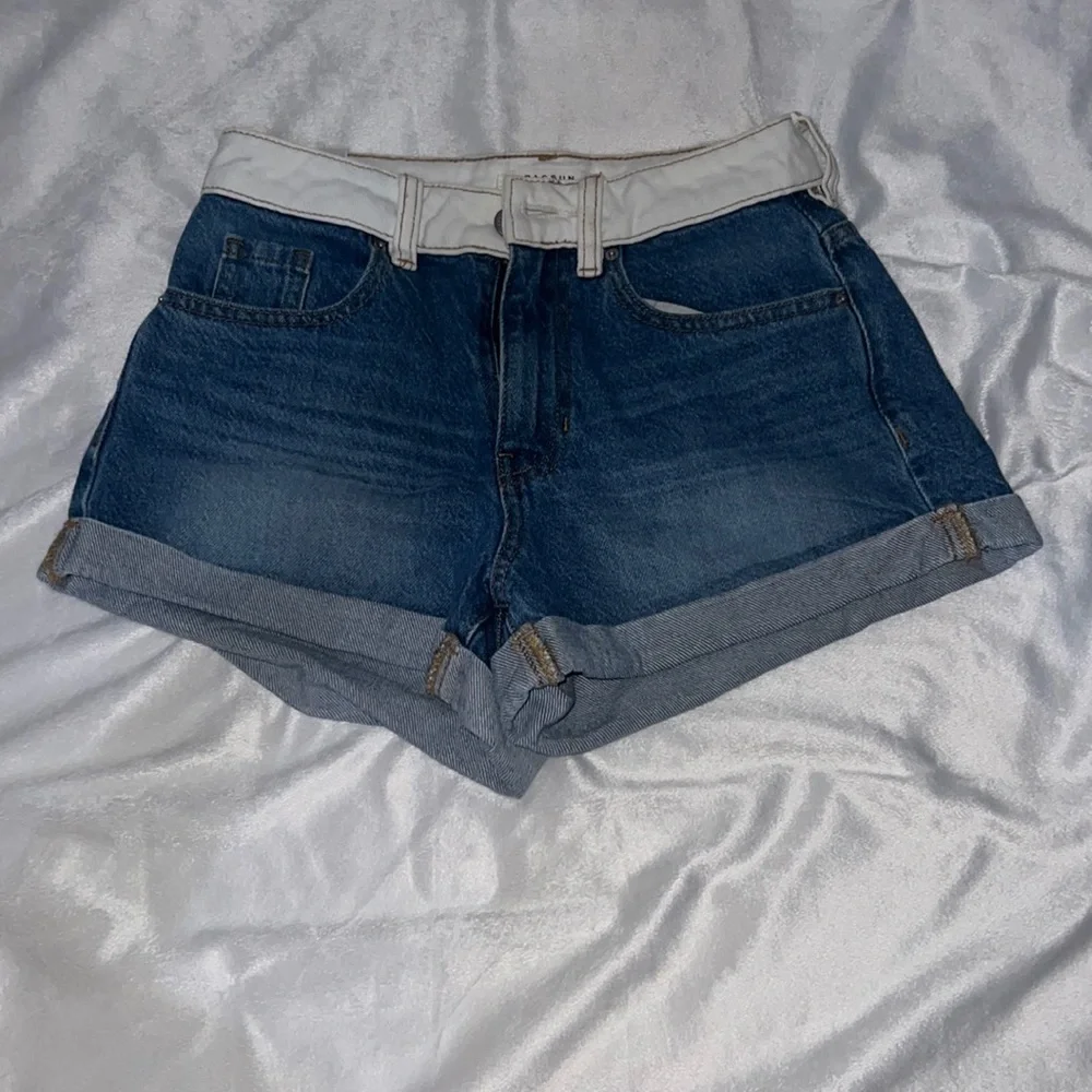 PacSun Mom Jean Shorts - Picture 1 of 4